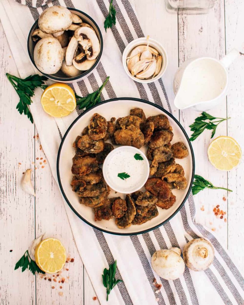 Crispy Breaded Mushroom Nuggets With Vegan Aioli Dipping Sauce ...