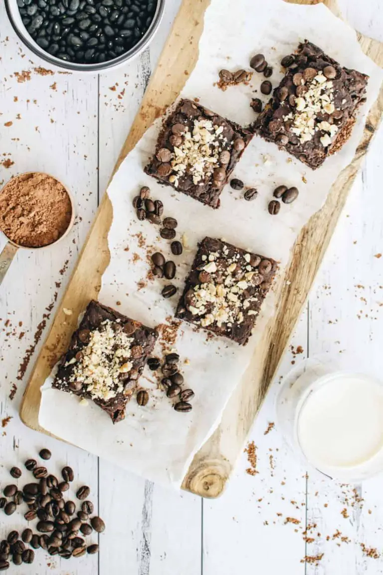 Simple Black Bean Banana Brownies [Vegan, Ready In 30 Minutes]