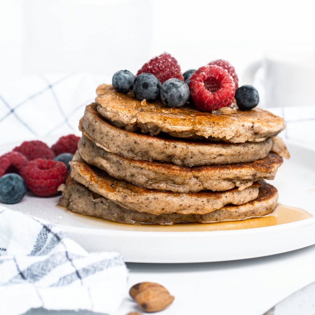 Featured image of post How to Make Vegan Almond Flour Pancakes No Eggs